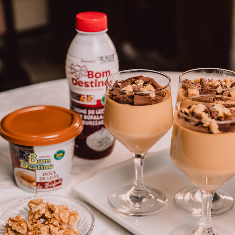 Verrine de Doce de Leite com Raspas de Chocolate